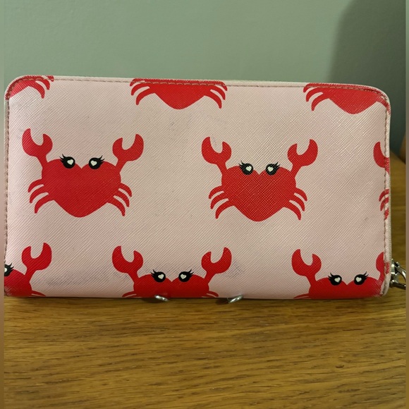 Betsey Johnson crab-themed wallet and wristlet pre loved slight wear - Picture 5 of 13
